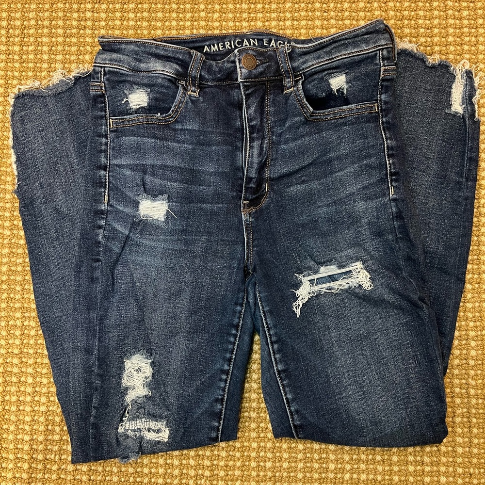 AMERICAN EAGLE Size 6 Distressed Super Hi-rise Jeggings